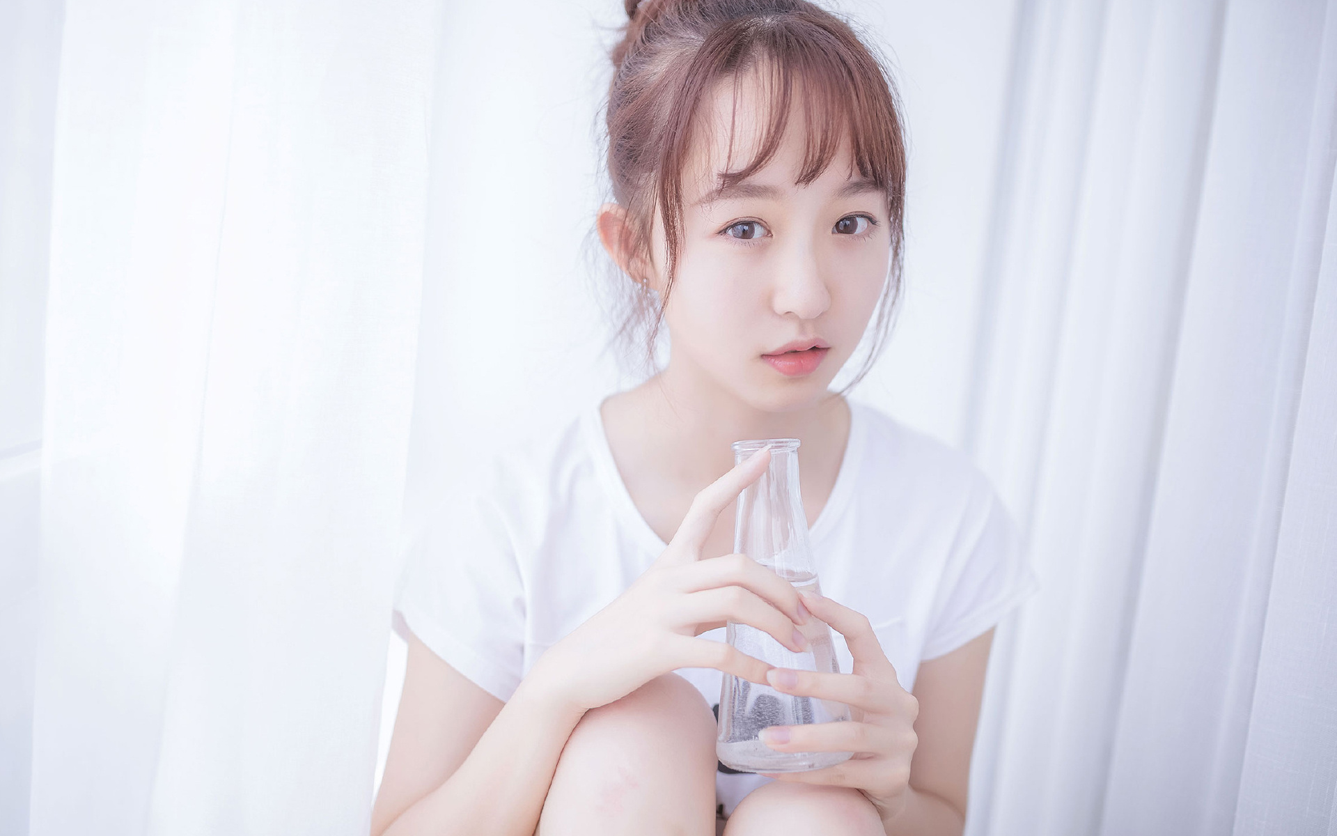 _梦幻灯光体育表演：科技点亮夜空_，梦幻灯光秀美术教案