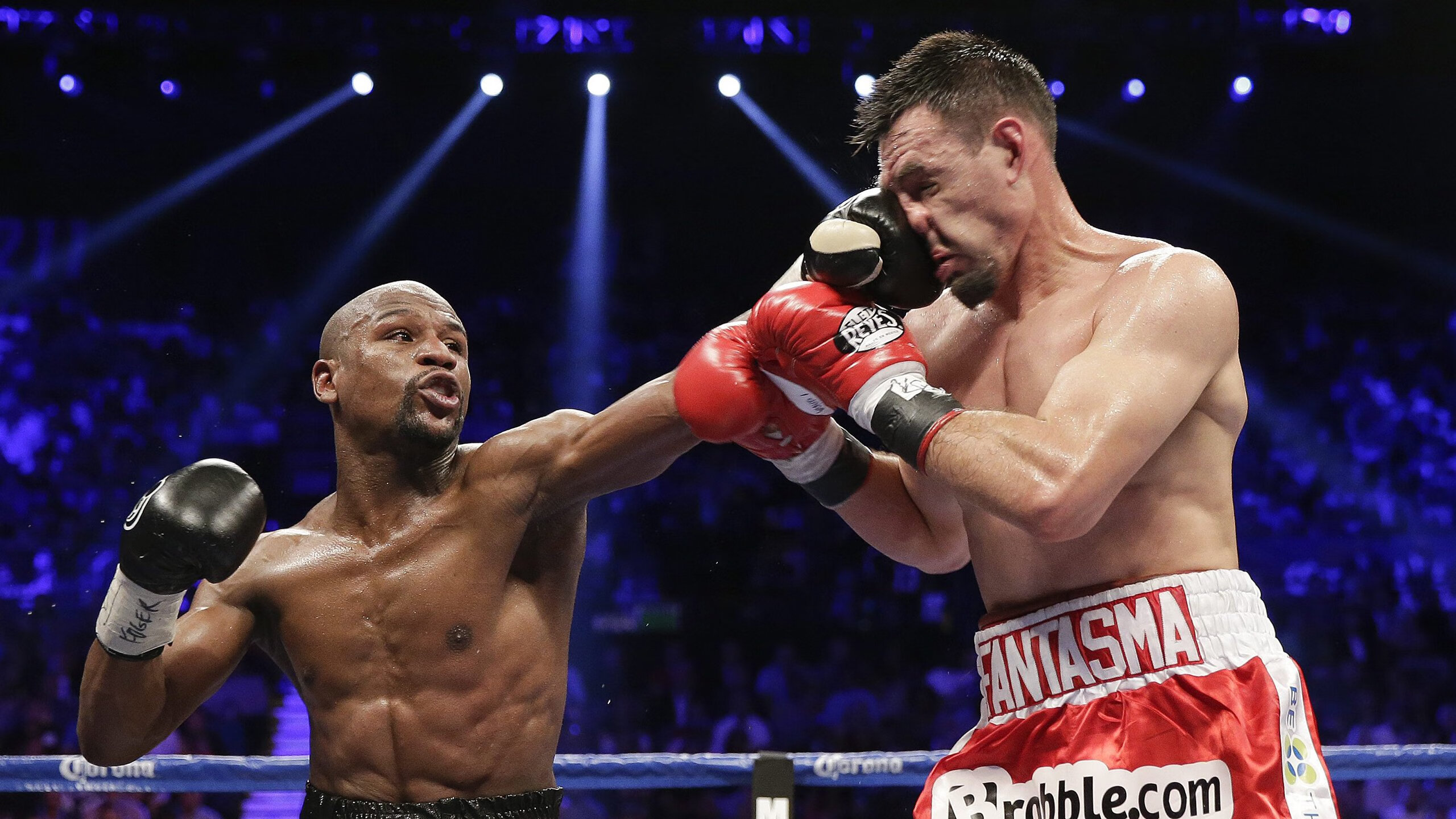 kaiyun.com-跨国举办的电竞盛会激发全球粉丝热情，国外电竞比赛